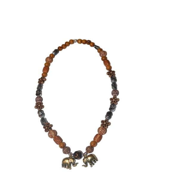 Handmade Mixed Media Beads Acrylic Wood Metal Elephants Charm Necklace 11.5' - Picture 3 of 5